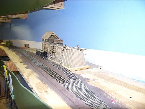 hatlers10907.jpg